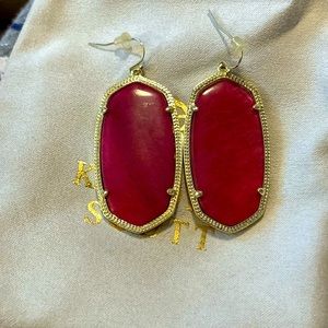 Kendra Scott Signature Danielle Earrings